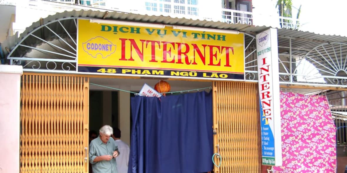 Vietnam internet cafe Vietnam internet cafe