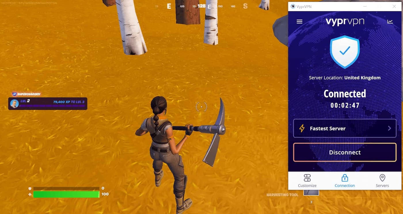 Captura de tela com Fortnite em execução com a VyprVPN conectada.